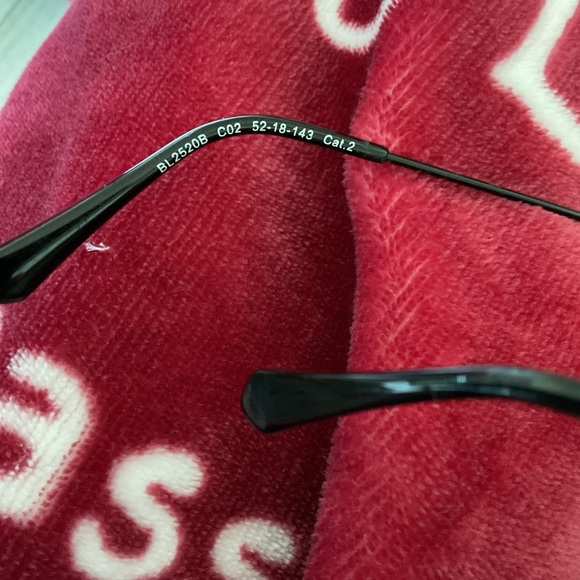 Balmain Women’s NWOT 52mm Round Turquoise & Gold Sunglasses $55 - Picture 8 of 10